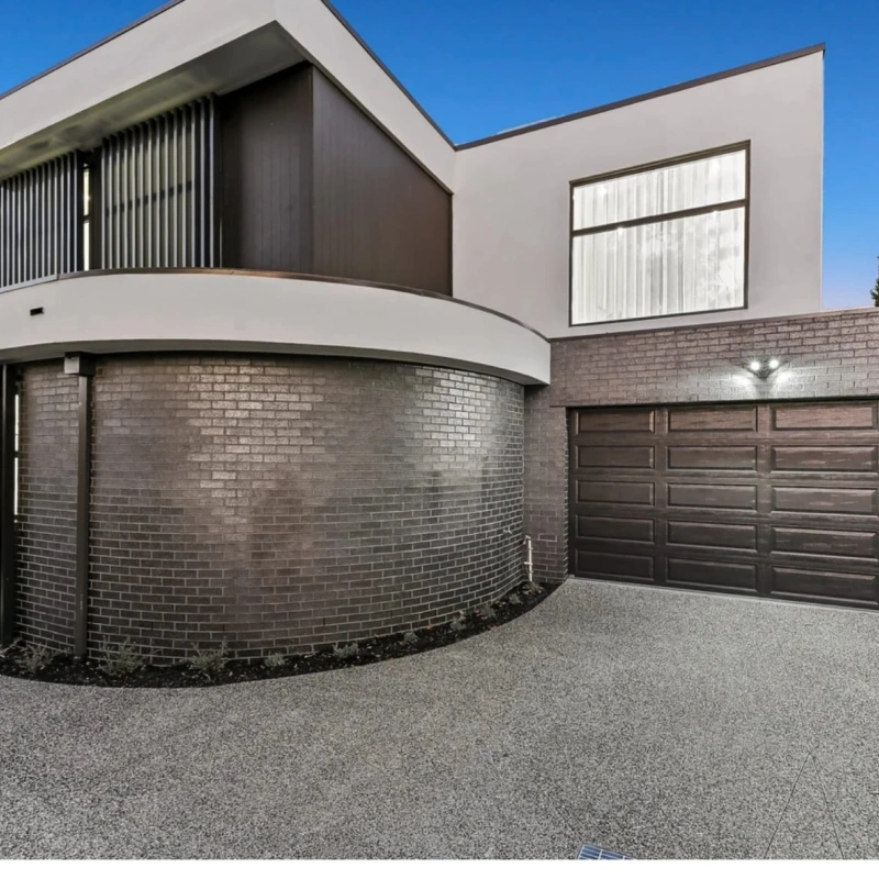 Caringal Avenue, Doncaster